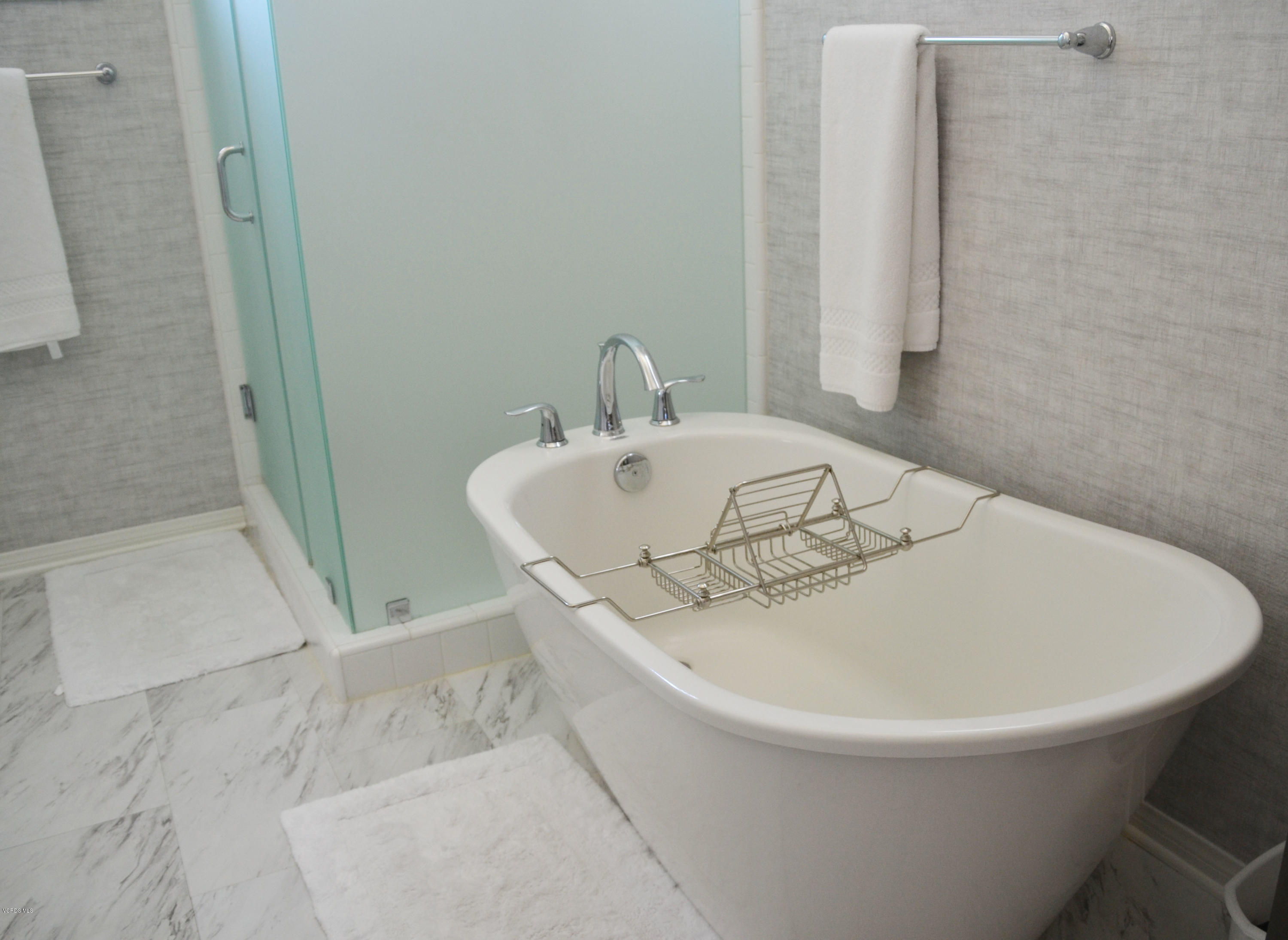 181 Stagetrail Road Camarillo, CA 93010 - Photo 14 of 22 Master Bath 3