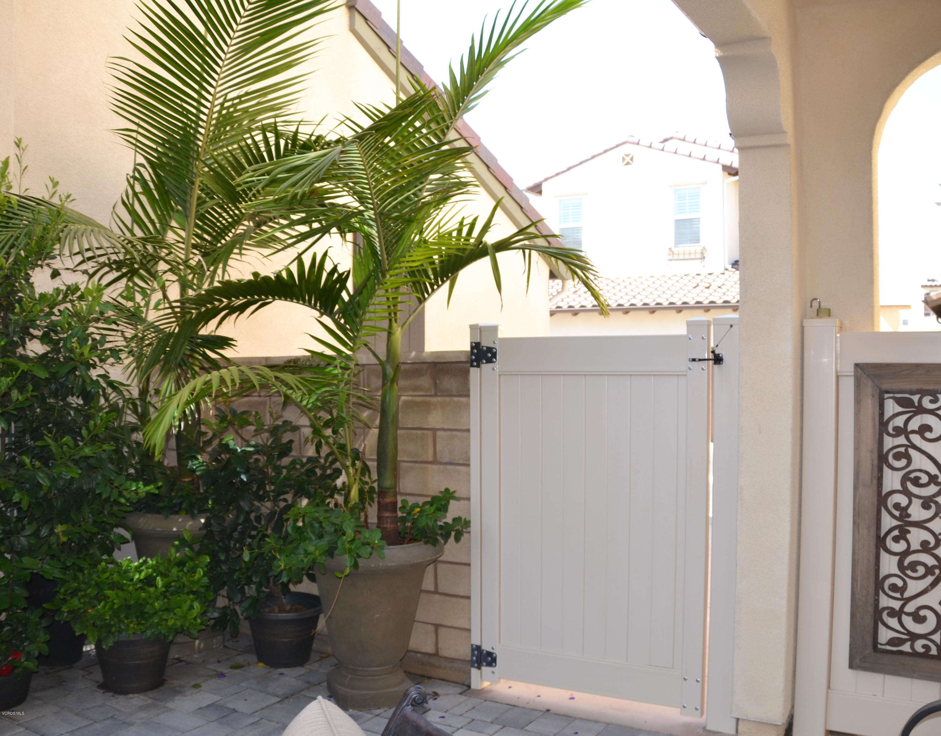 181 Stagetrail Road Camarillo, CA 93010 - Photo 21 of 22 Patio 2