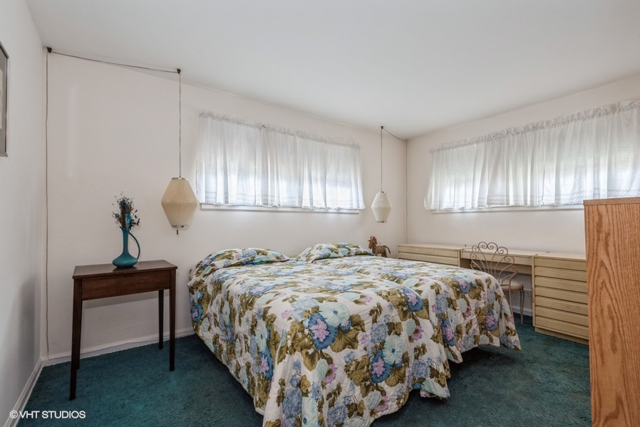 9025 East Prairie Road Evanston, IL 60203 - Photo 6 of 11