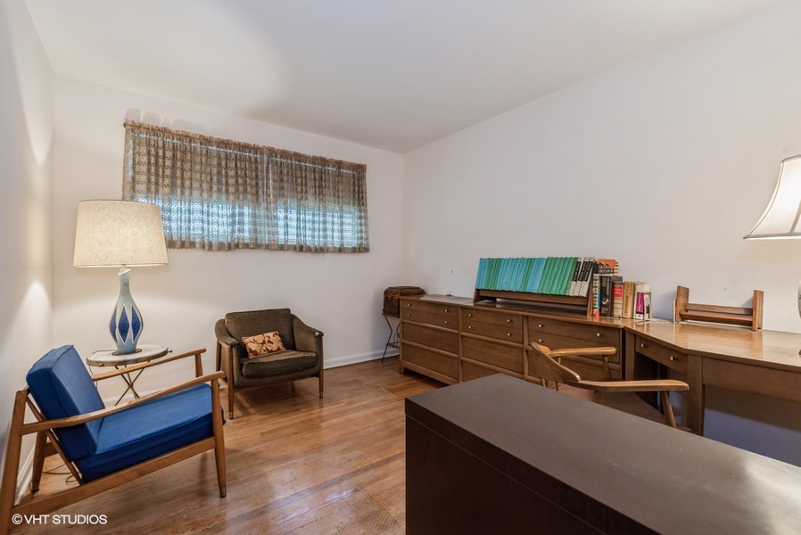 9025 East Prairie Road Evanston, IL 60203 - Photo 8 of 11