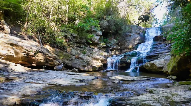 $897,500 | 65 Sky Vista Lane, Hendersonville, NC 28792