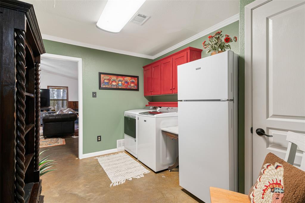 268 Coe Road Denison, TX 75021 - Photo 19 of 40