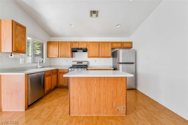 $1,990 | 11000 Vallerosa Street, Las Vegas, NV 89141