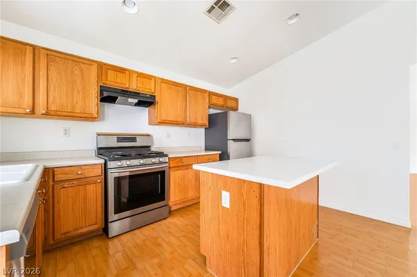 $1,990 | 11000 Vallerosa Street, Las Vegas, NV 89141