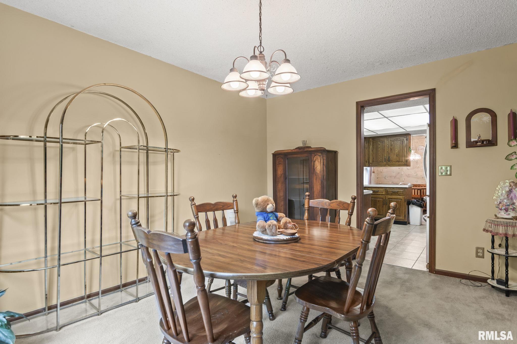 2515 West Lawrence Avenue Springfield, IL 62704 - Photo 12 of 43