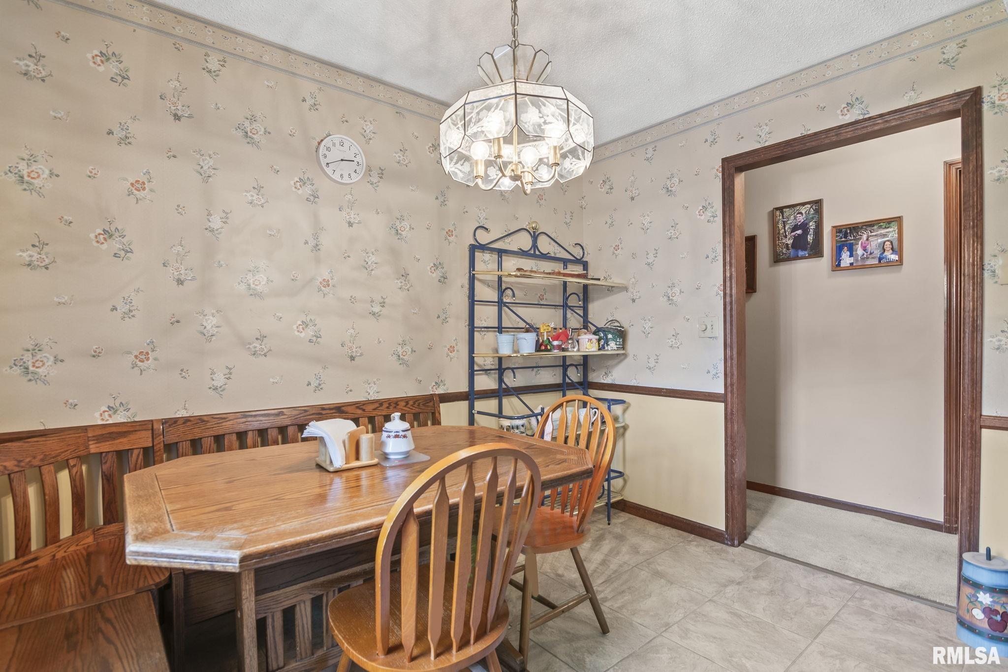 2515 West Lawrence Avenue Springfield, IL 62704 - Photo 13 of 43