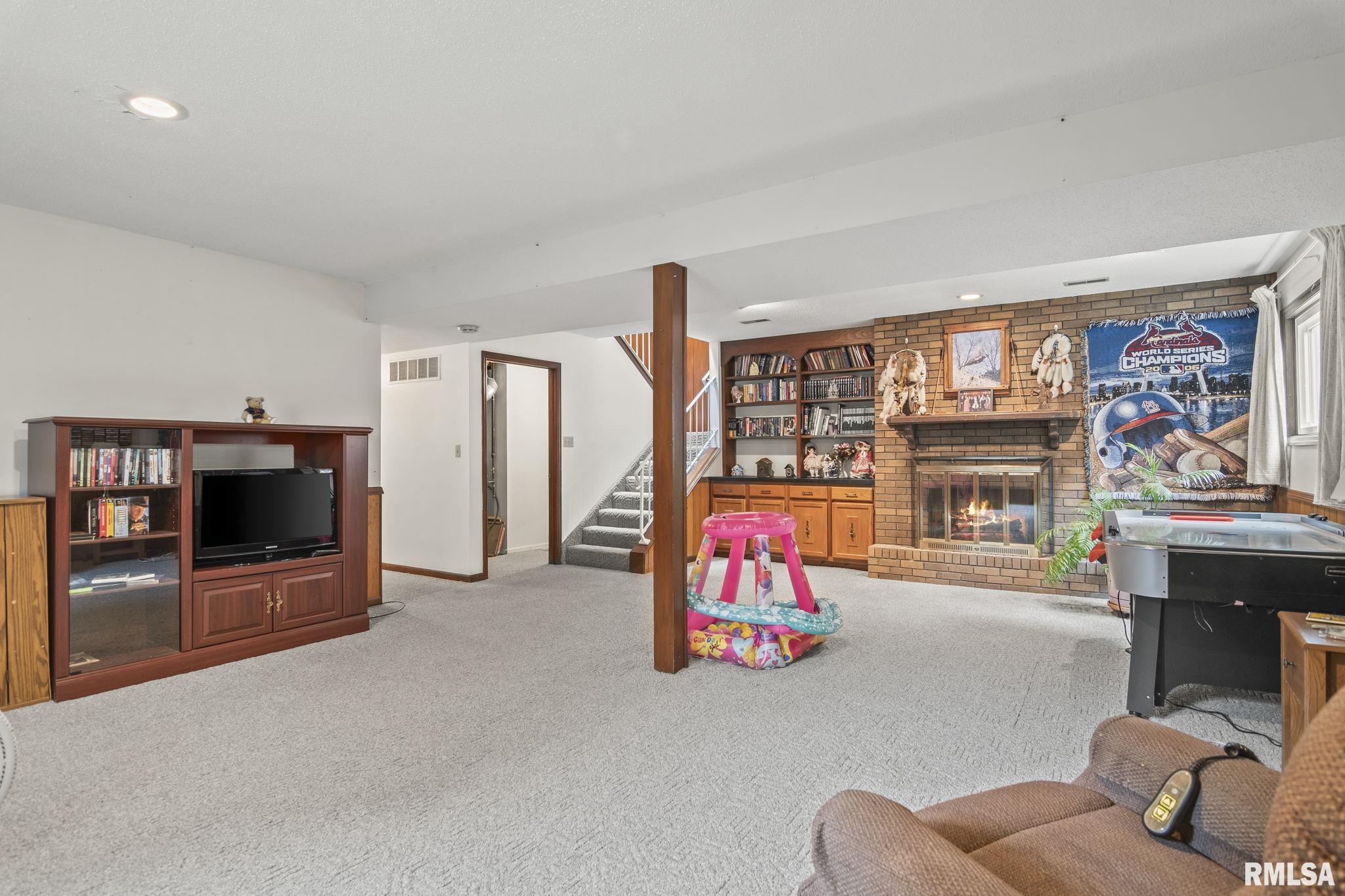 2515 West Lawrence Avenue Springfield, IL 62704 - Photo 27 of 43