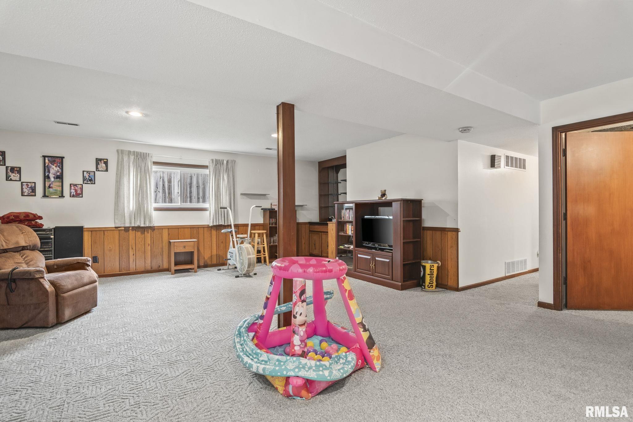 2515 West Lawrence Avenue Springfield, IL 62704 - Photo 28 of 43