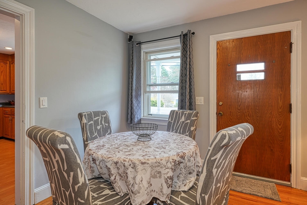 43 Cape Road Mendon, MA 01756 - Photo 2 of 19 Gallery Image 2