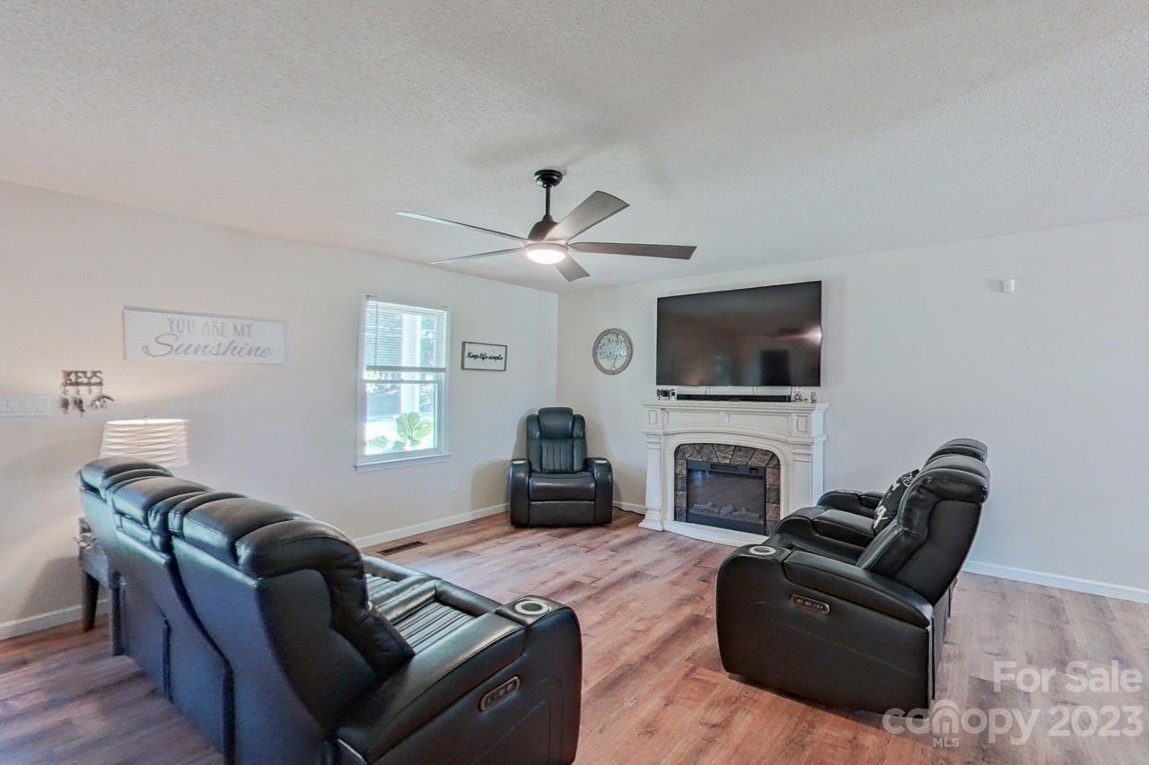 2466 Cold Springs Road Concord, NC 28025 - Photo 12 of 37 Gallery Image 12