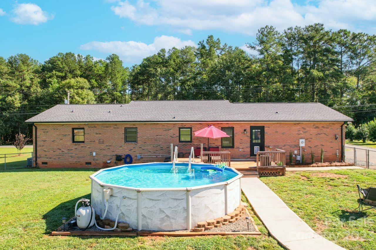 2466 Cold Springs Road Concord, NC 28025 - Photo 35 of 37 Gallery Image 35