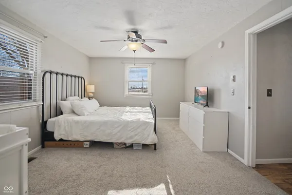 $304,999 | 102 East Hillsboro Drive, Pendleton, IN 46064