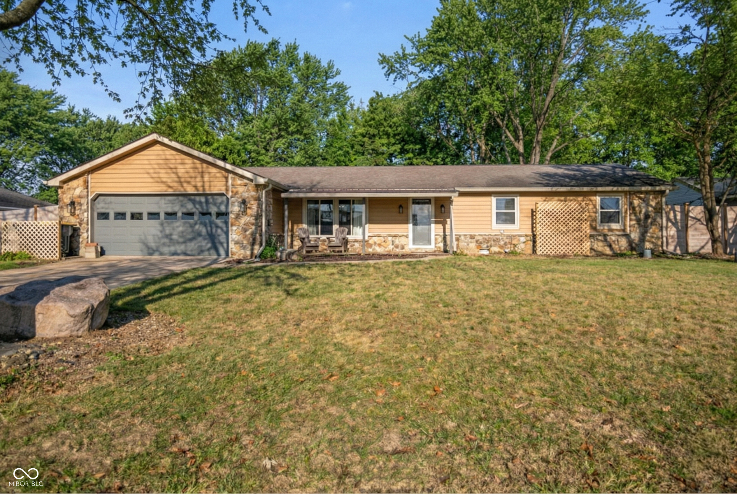 102 East Hillsboro Drive Pendleton, IN 46064 - Photo 3 of 44