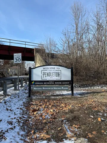 $309,000 | 102 East Hillsboro Drive, Pendleton, IN 46064