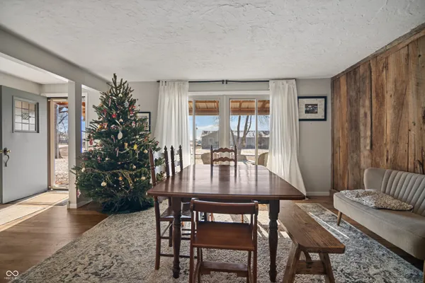 $304,999 | 102 East Hillsboro Drive, Pendleton, IN 46064