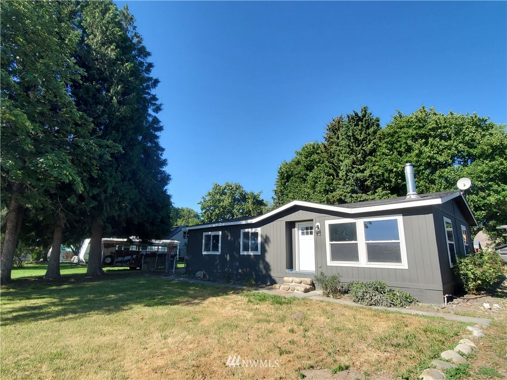 165 Duck Lake Road Omak, WA 98841 - Photo 1 of 31