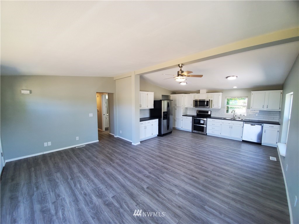 165 Duck Lake Road Omak, WA 98841 - Photo 10 of 31