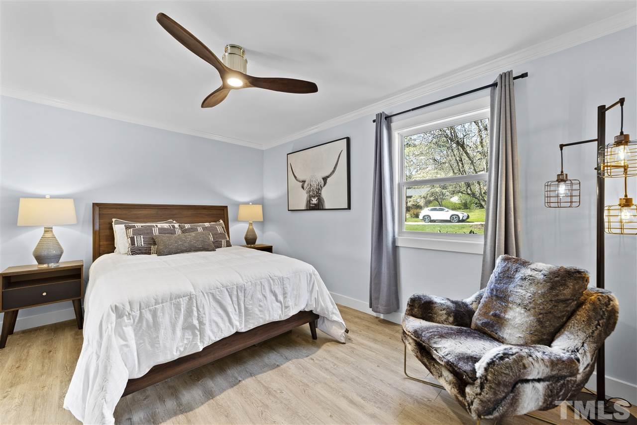 5009 Huntingdon Drive Raleigh, NC 27606 - Photo 13 of 30 Gallery Image 13