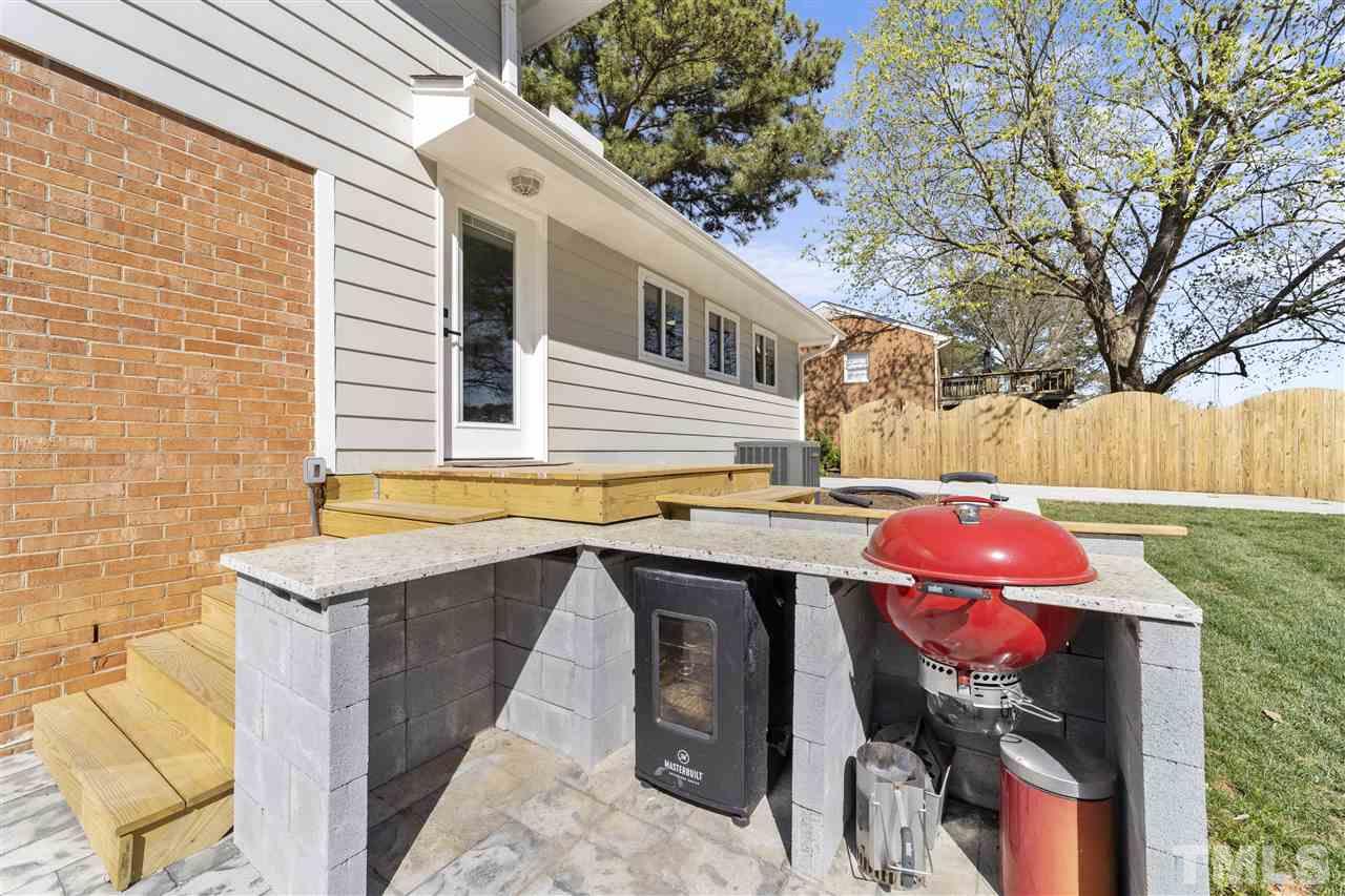 5009 Huntingdon Drive Raleigh, NC 27606 - Photo 23 of 30 Gallery Image 23
