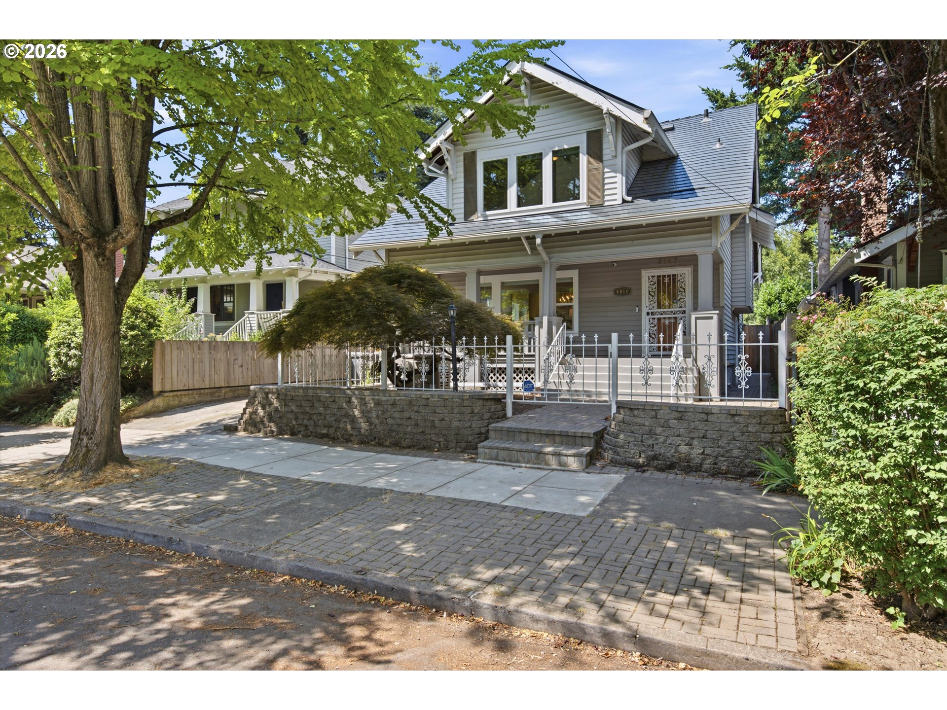 3147 Southeast Tibbetts Street Portland, OR 97202 - Photo 1 of 46