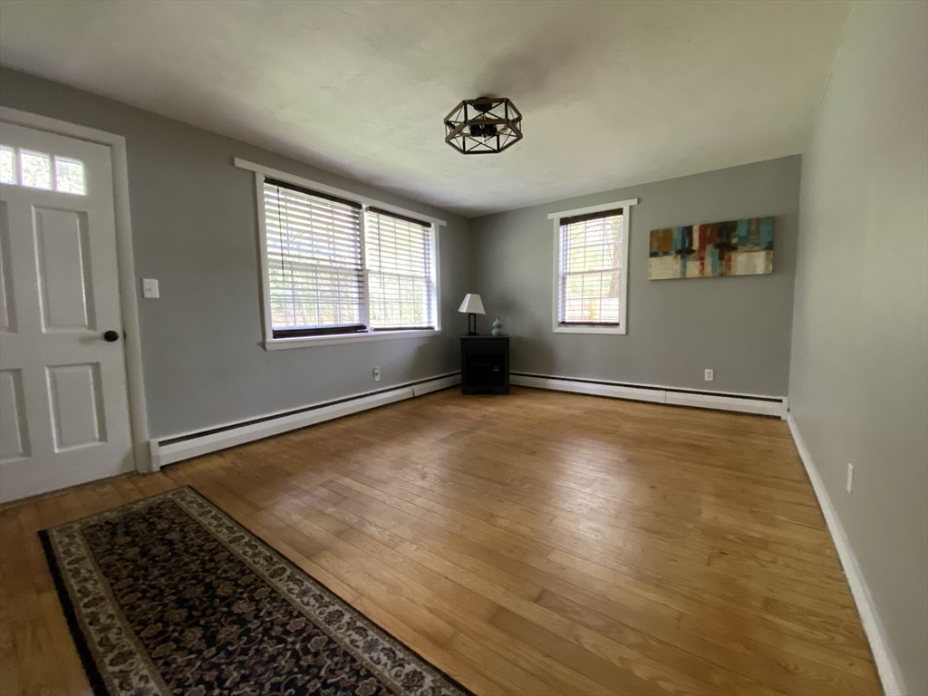 32 South Spencer Road Spencer, MA 01562 - Photo 21 of 34