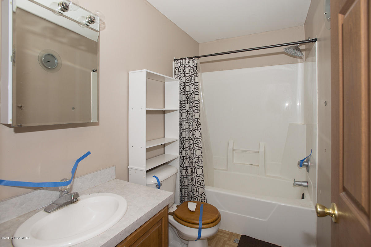 5983 East Westlake Road Bellevue, MI 49021 - Photo 19 of 20 West Lake Rd-14.jpg