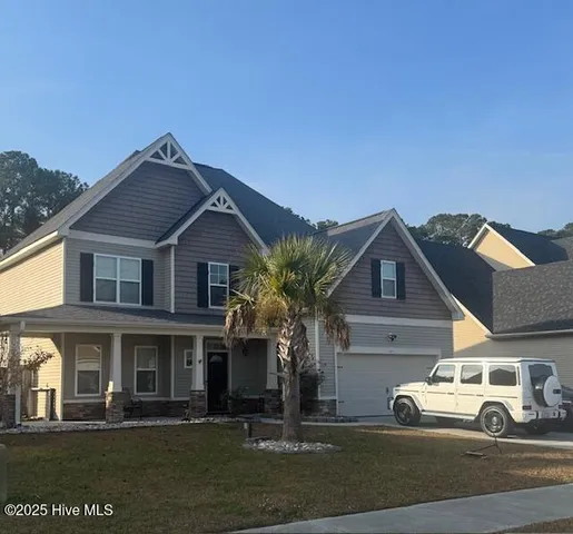 $435,500 | 405 Savannah Drive, Jacksonville, NC 28546