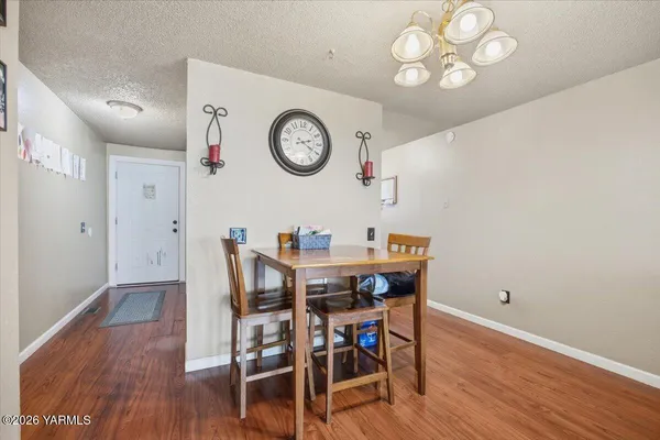 $685,000 | 3506 West 1st Avenue, Kennewick, WA 99336