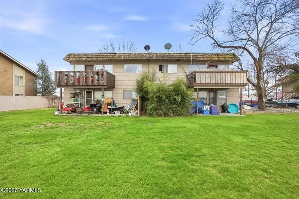 $685,000 | 3506 West 1st Avenue, Kennewick, WA 99336