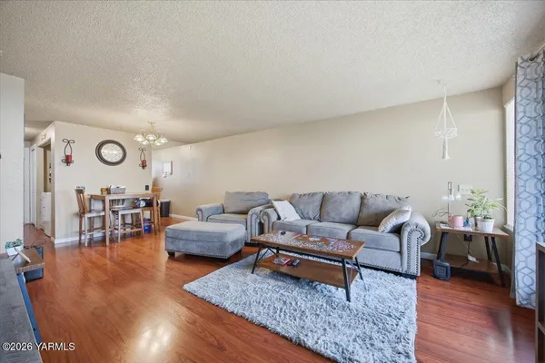 $685,000 | 3506 West 1st Avenue, Kennewick, WA 99336