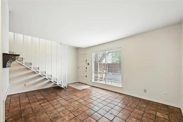 $160,000 | 2702 Douglas Avenue, Unit 150, Dallas, TX 75219
