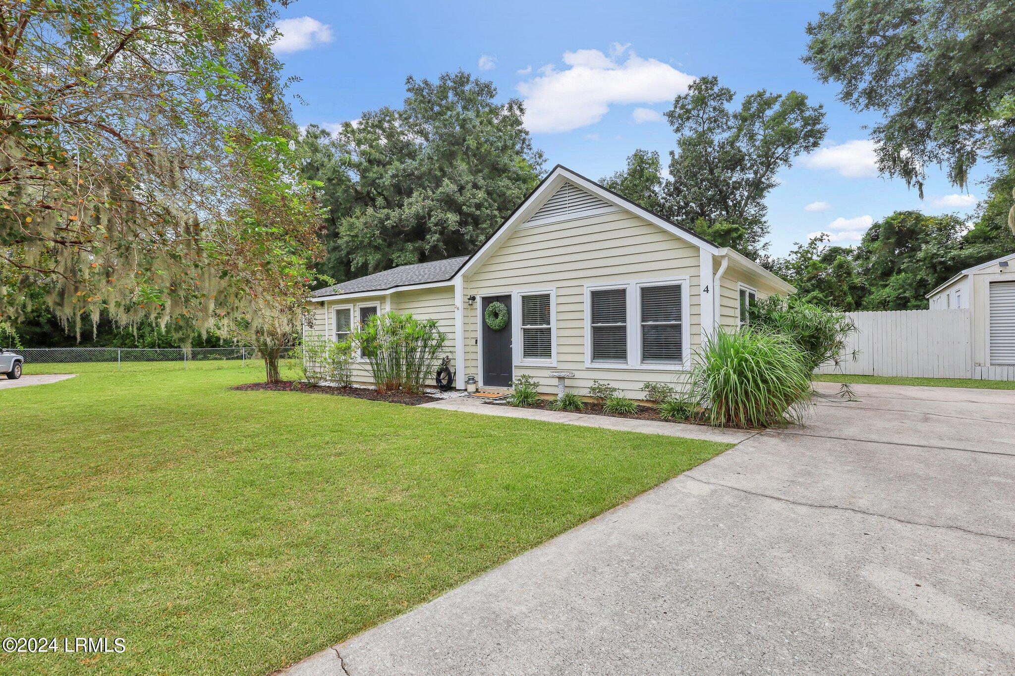 4 Quail Ridge Loop Beaufort, SC 29906 - Photo 9 of 44 15-web-or-mls-IMG_7451_1