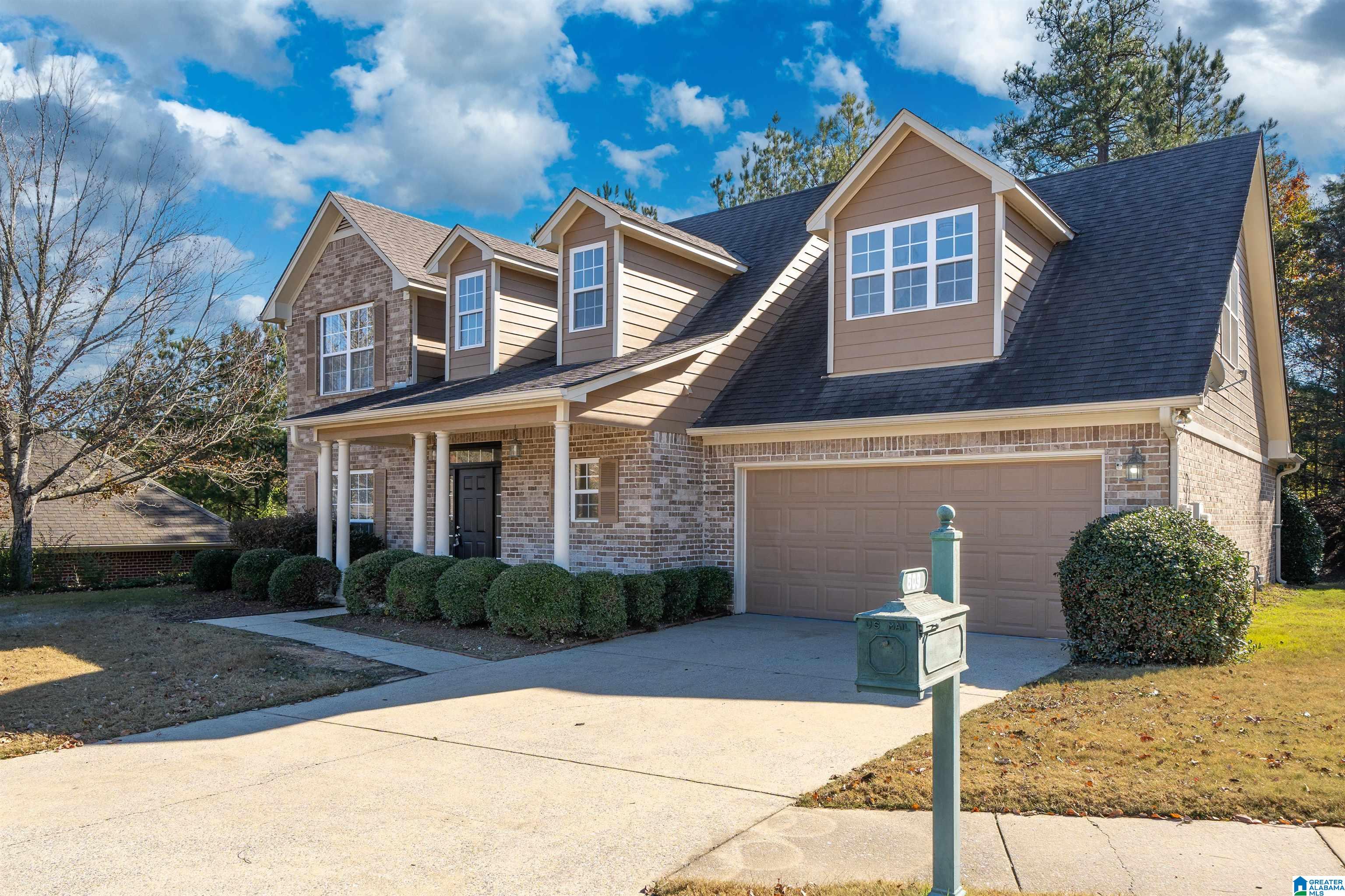 609 Chesser Court Chelsea, AL 35043 - Photo 2 of 31