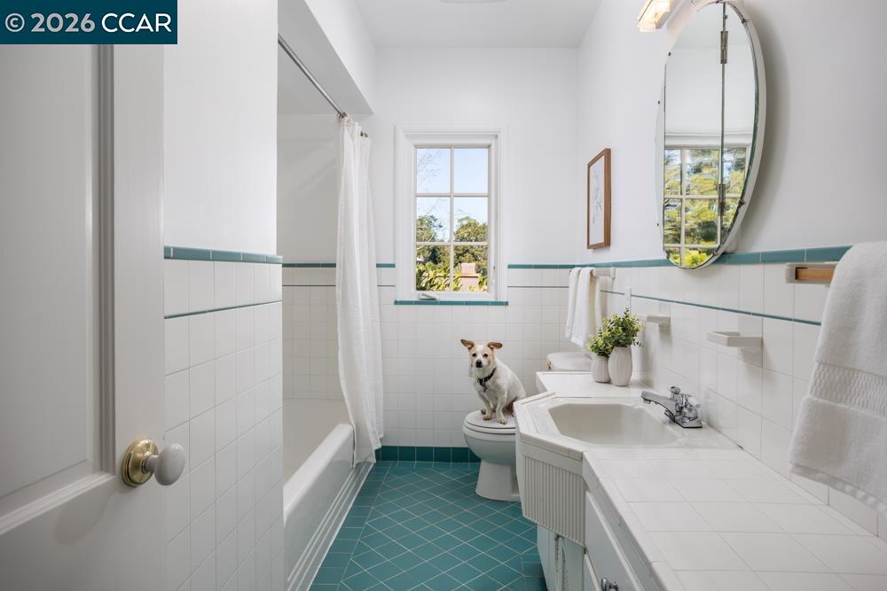 1040 Park Hills Road Berkeley, CA 94708 - Photo 17 of 37