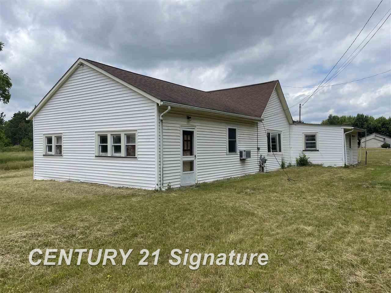 16250 Doyle Road Hemlock, MI 48626 - Photo 1 of 15