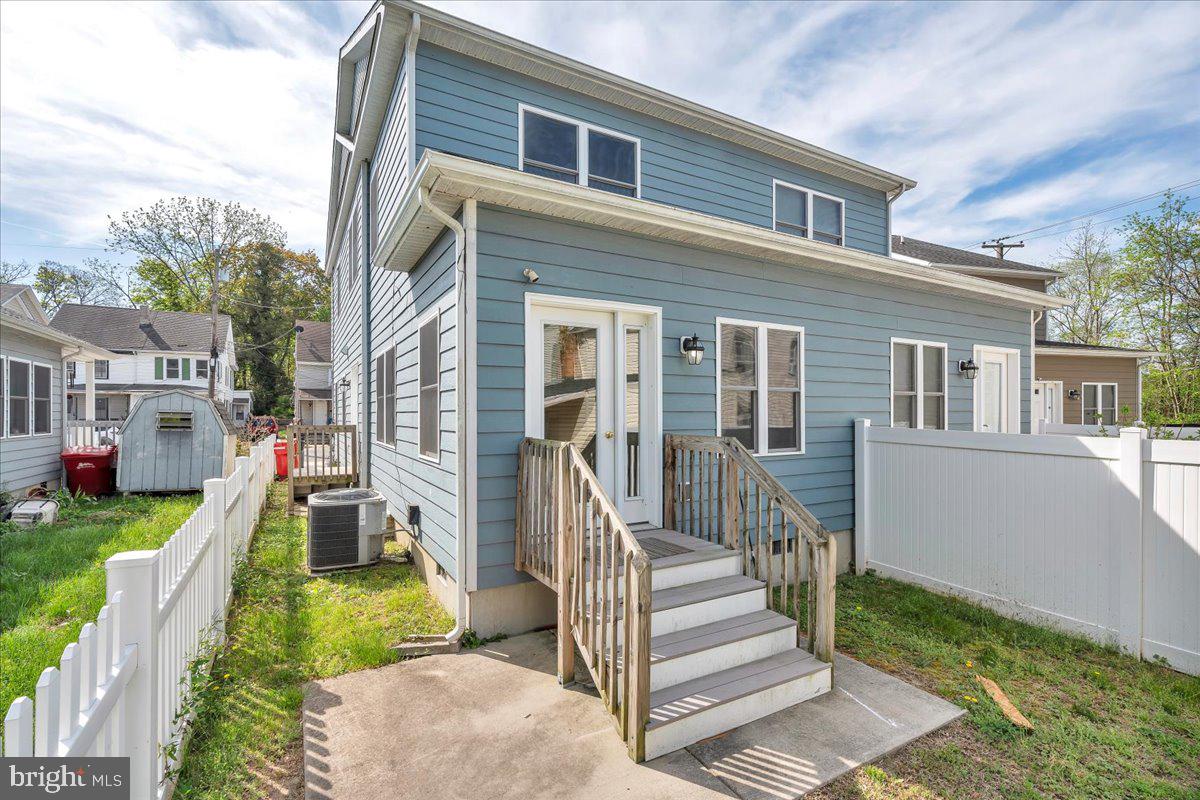 25 Eagle Street Bridgeton, NJ 08302 - Photo 24 of 24 a view of a house with a yard