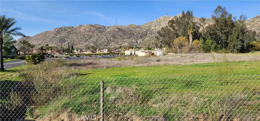 0 Box Springs Moreno Valley, CA 92557 - Photo 3 of 4 a view of a yard with a house in the background
