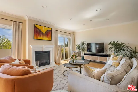 $1,399,000 | 1838 Westholme Avenue, Unit PH3, Los Angeles, CA 90025