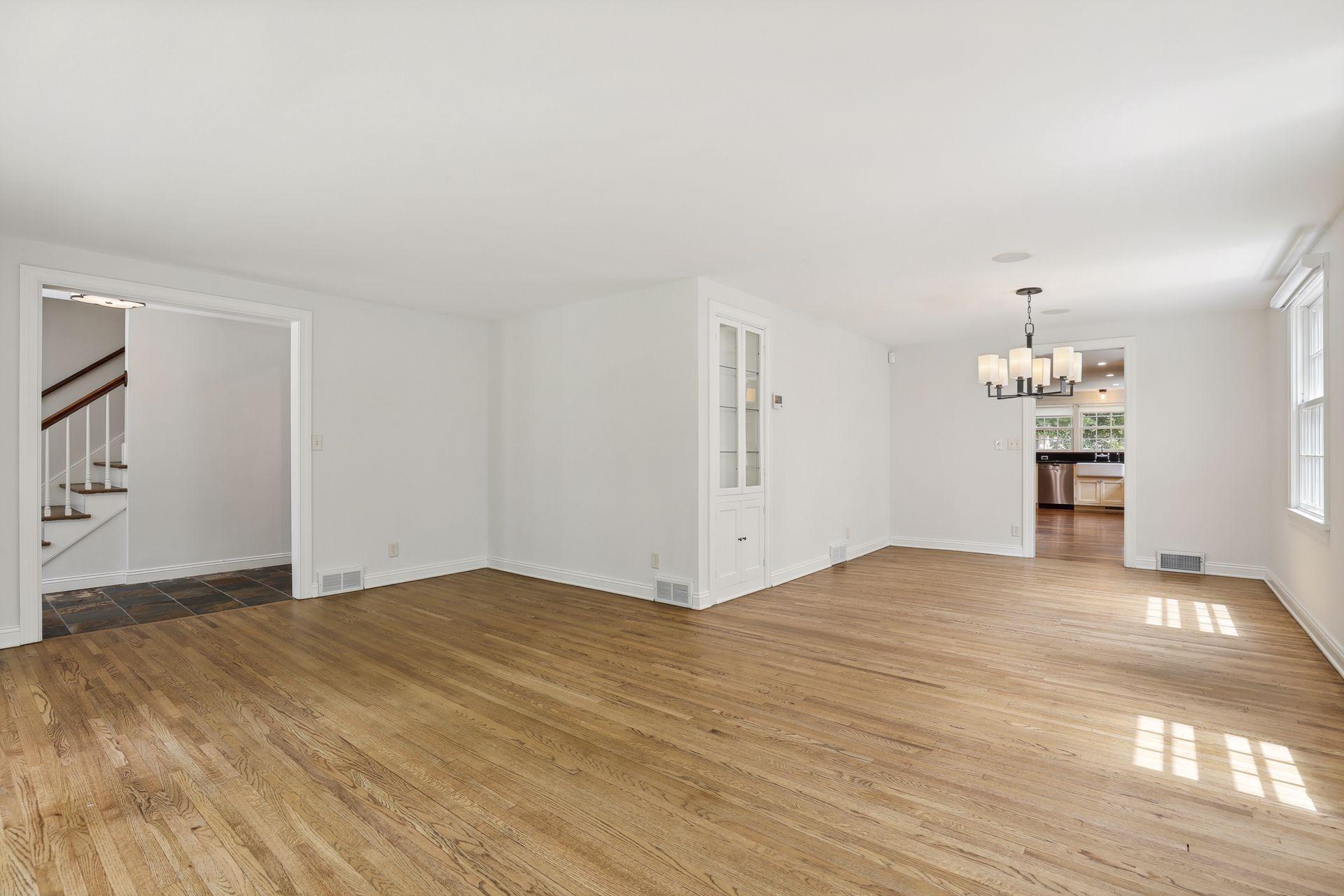 4509 Casco Avenue Edina, MN 55424 - Photo 7 of 56