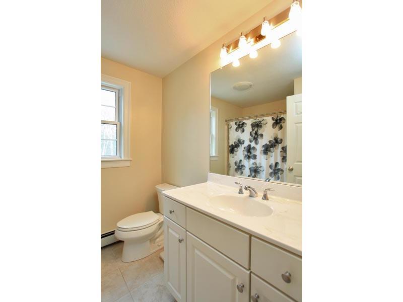 86 Autumn Ridge Road Cumberland Center, ME 04021 - Photo 13 of 19 Master Bath/Spa.