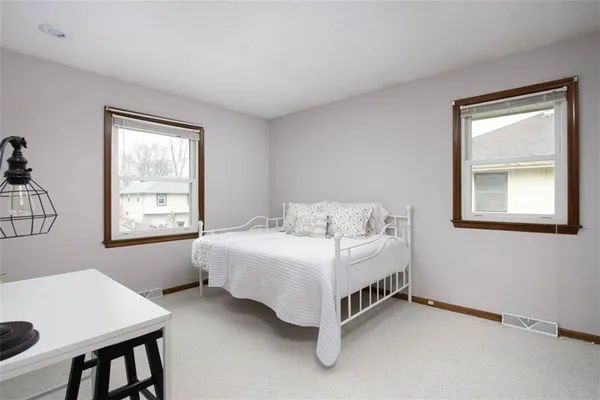 $259,000 | 16909 East 3rd Street, Independence, MO 64056