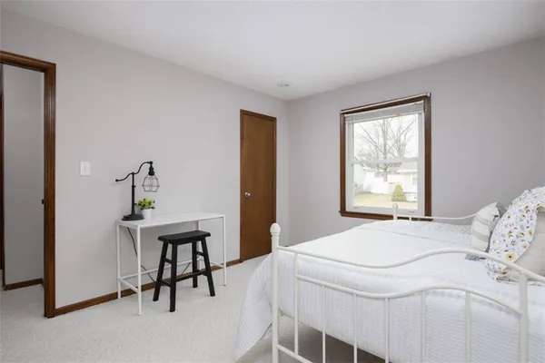 $259,000 | 16909 East 3rd Street, Independence, MO 64056