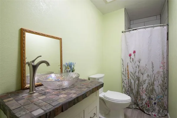 $259,000 | 16909 East 3rd Street, Independence, MO 64056