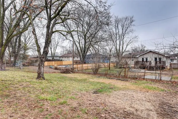 $259,000 | 16909 East 3rd Street, Independence, MO 64056