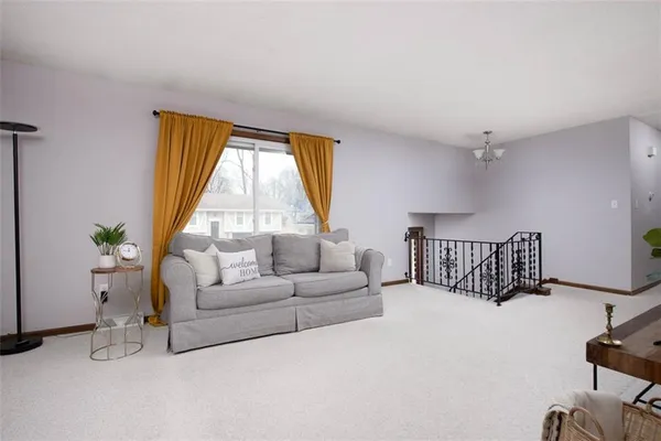 $259,000 | 16909 East 3rd Street, Independence, MO 64056