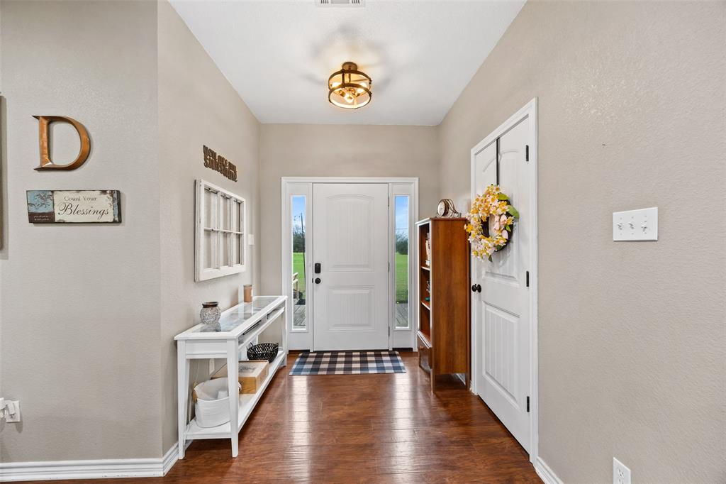 925 Wild Road Van Alstyne, TX 75495 - Photo 3 of 40