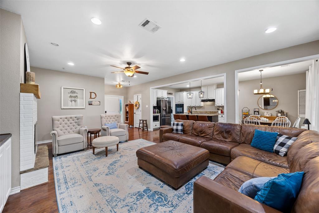 925 Wild Road Van Alstyne, TX 75495 - Photo 5 of 40