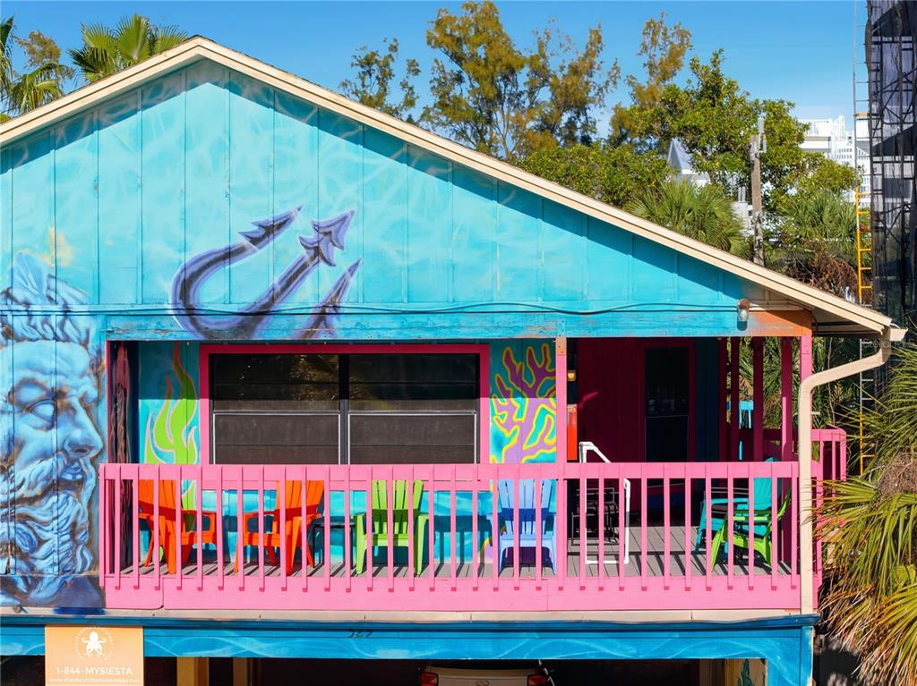 527 Beach Road Sarasota, FL 34242 - Photo 2 of 61 Gallery Image 2