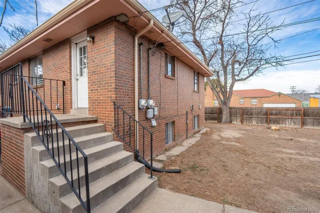 $490,000 | 1394 Chester Street, Aurora, CO 80010