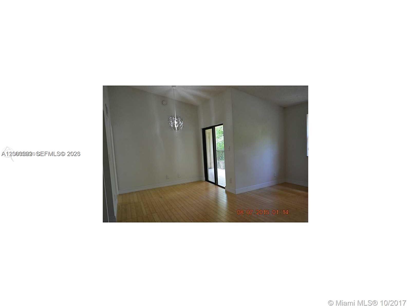 620 South Park Road, Unit 312 Hollywood, FL 33021 - Photo 5 of 20 a open area with cabinets